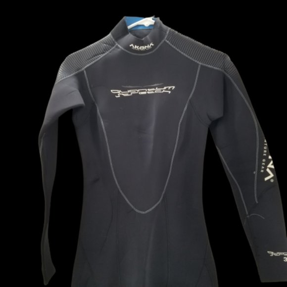 Akona Quantum Stretch 3mm Adventure Gear Wet Suit Womens 9/10 - Picture 2 of 9